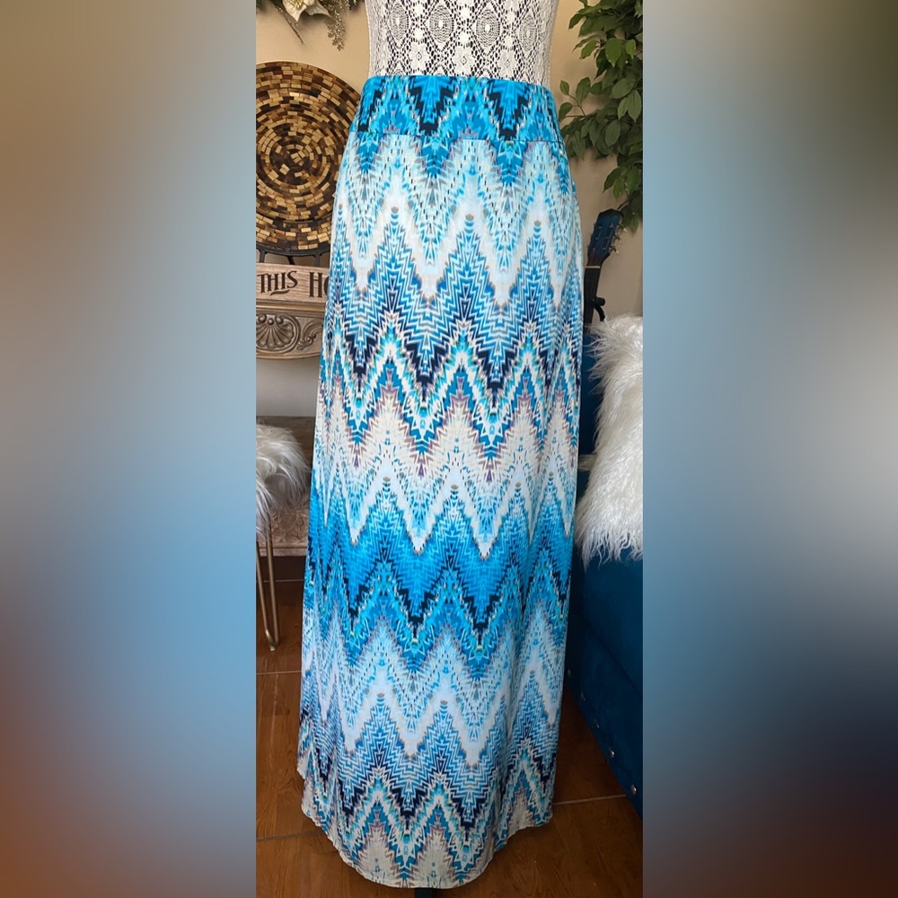 Abstract Print Maxi Skirt - Picture 1 of 3